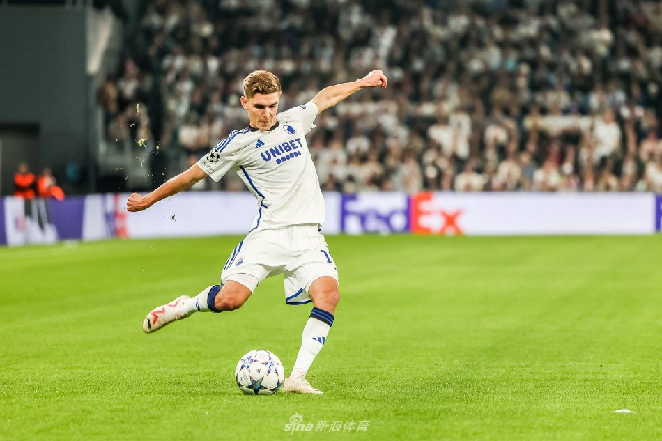 在亚洲及W 在亚洲及W